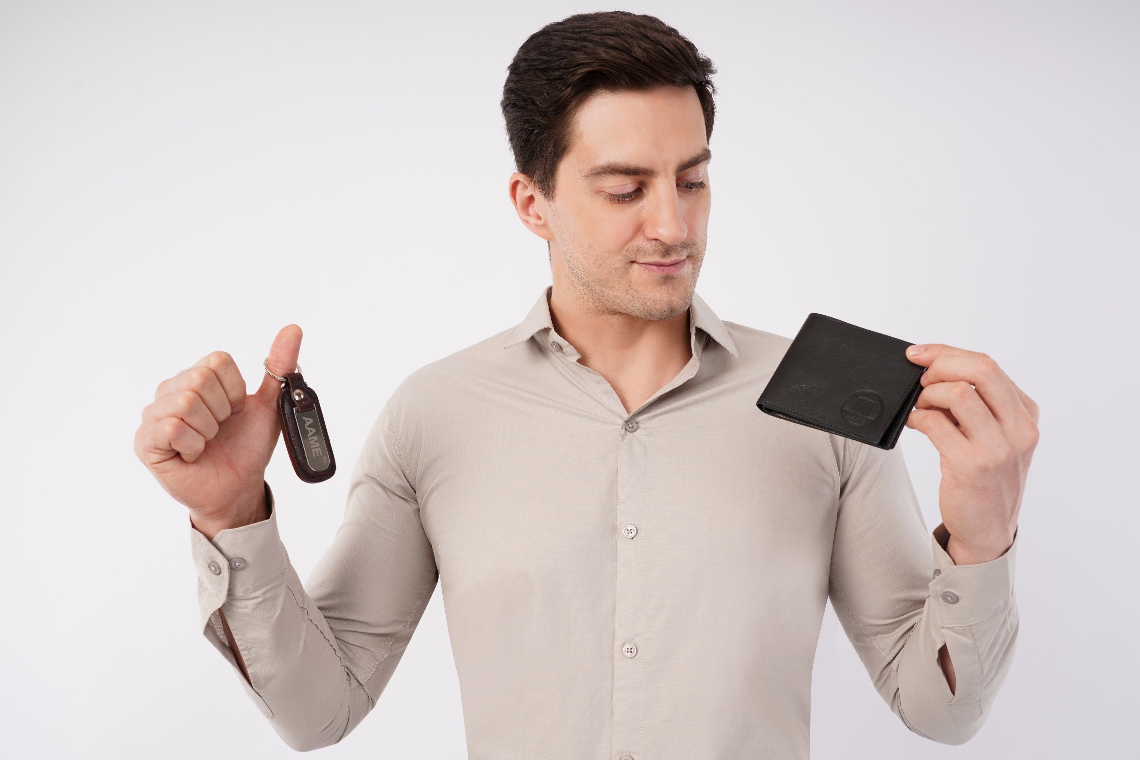 Black Men's Wallet Genuine Leather – Stylish, Compact Billfold with Card Slots